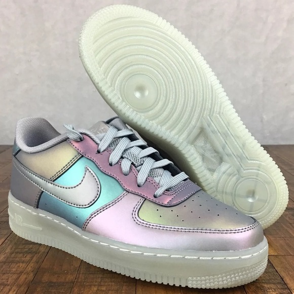 nike air force one 1 lv8 nike air force one 1 lv8